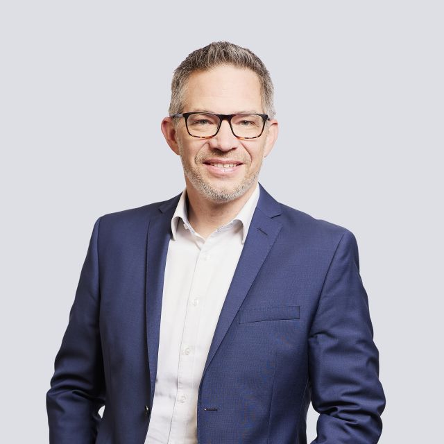 Thorsten Schwardt, Diplom-Betriebswirt
Steuerberater
Fachberater für den Heilberufbereich (IFU / ISM gGmbH)
Zertifizierter Testamentsvollstrecker, Bergisch Gladbach